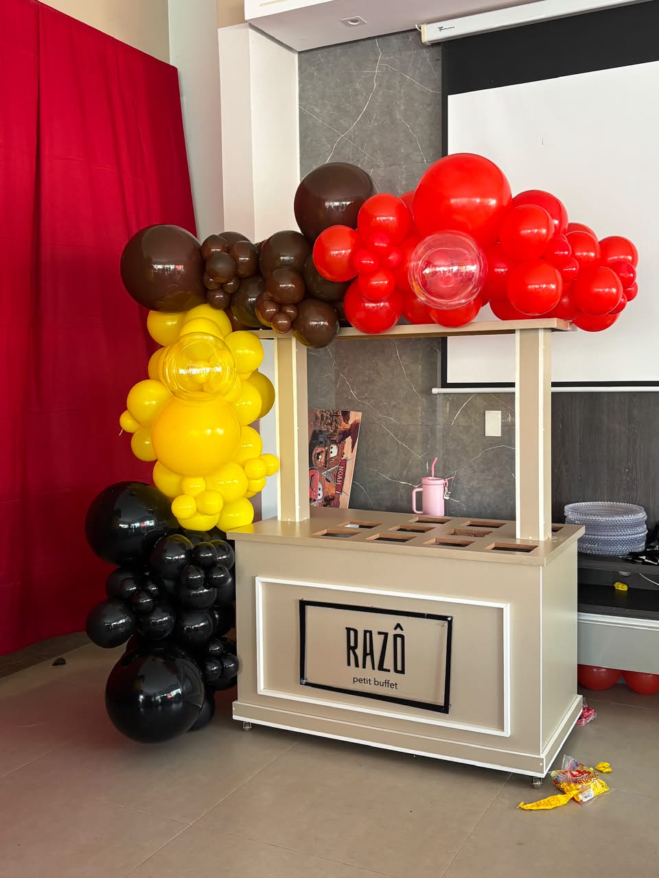 Decoração Promocional de Balões